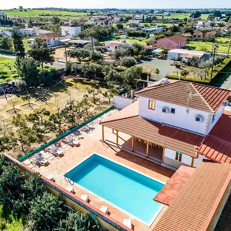 Reel Paradise Villa, Cyprus Larnaca Exterior photo