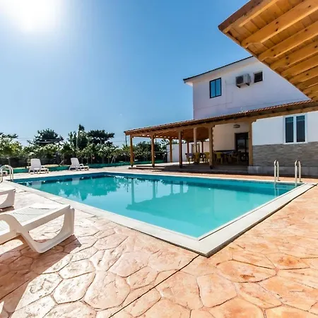 Reel Paradise Villa, Cyprus Larnaca Exterior photo